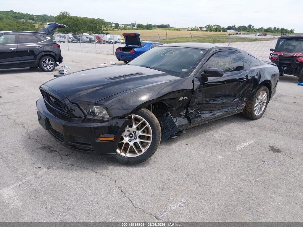 1ZVBP8CF4D5211033 2013 FORD MUSTANG photo no. 2