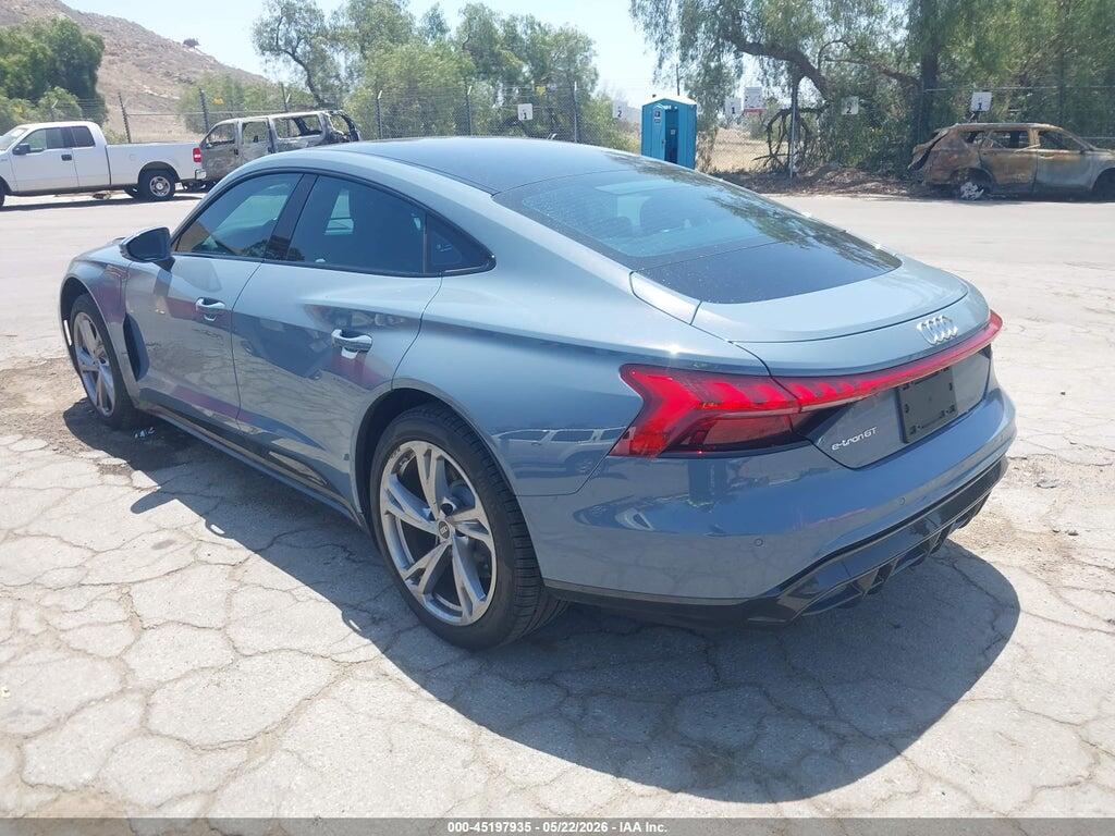 WAUFJBFW1R7004641 2024 AUDI E-TRON GT photo no. 3