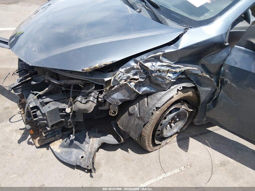 2T1BURHE1JC995543 2018 TOYOTA COROLLA photo no. 6