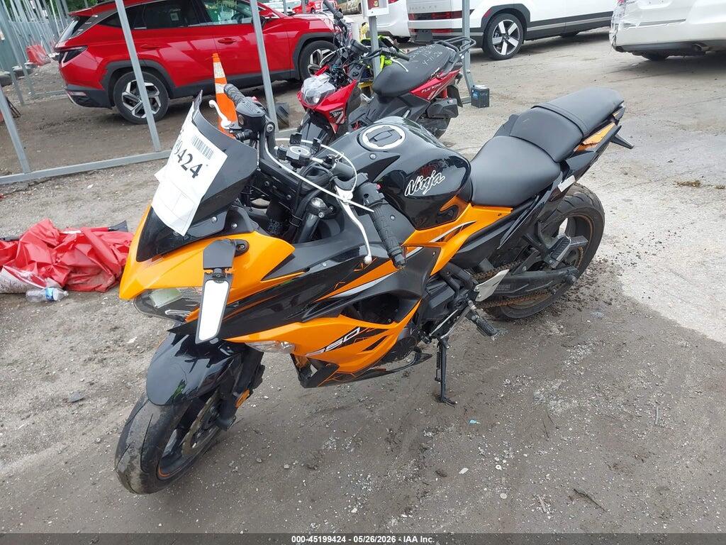 JKAEXEK17KDA30416 2019 KAWASAKI EX650 photo no. 2
