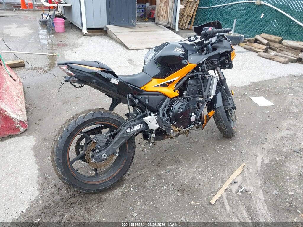 JKAEXEK17KDA30416 2019 KAWASAKI EX650 photo no. 4