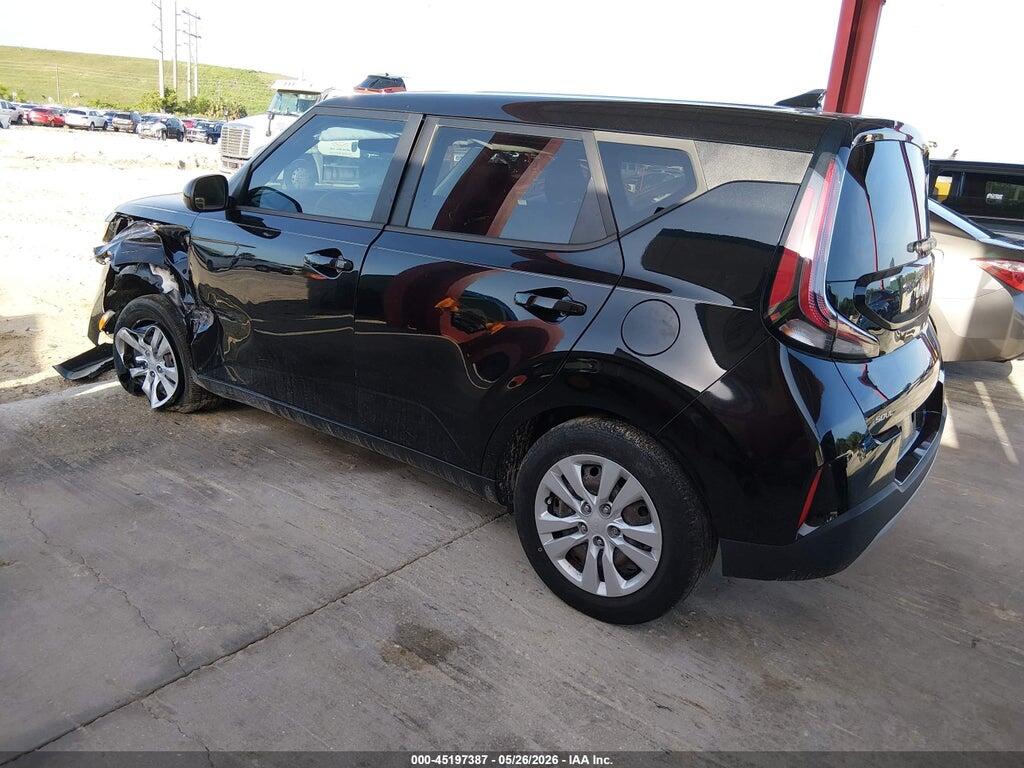 KNDJ23AU9P7845206 2023 KIA SOUL photo no. 3