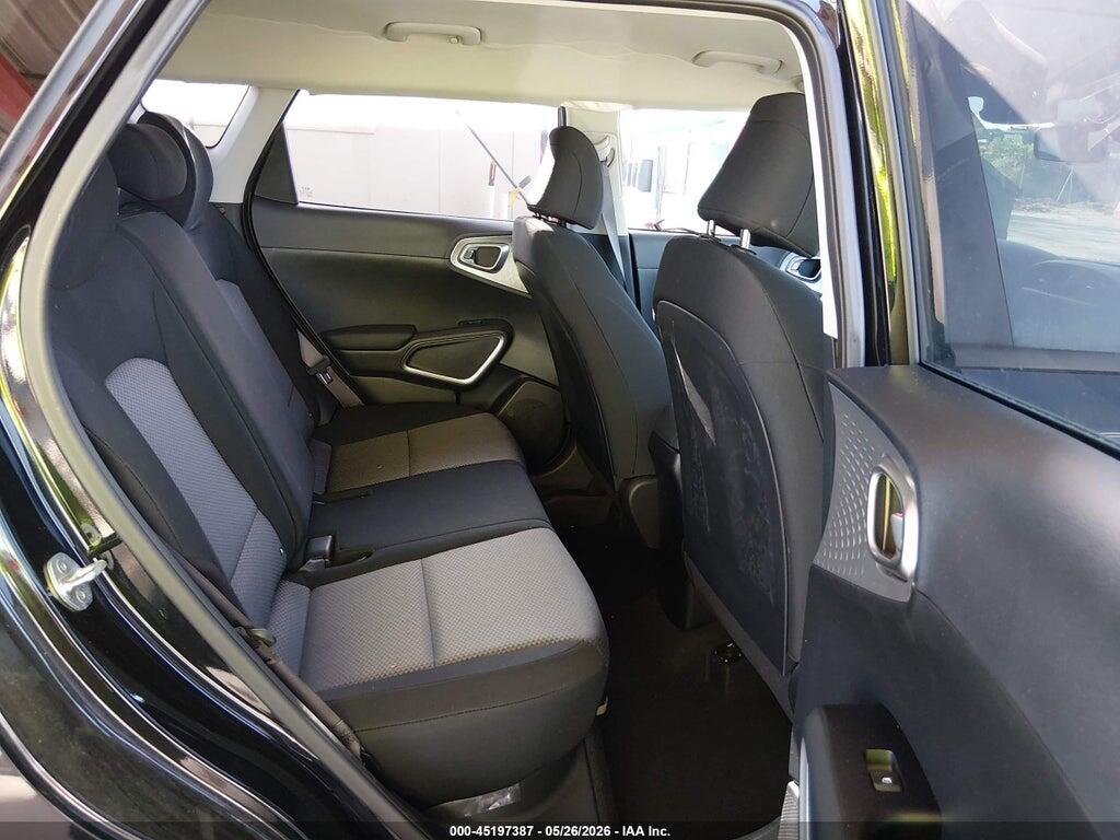 KNDJ23AU9P7845206 2023 KIA SOUL photo no. 8