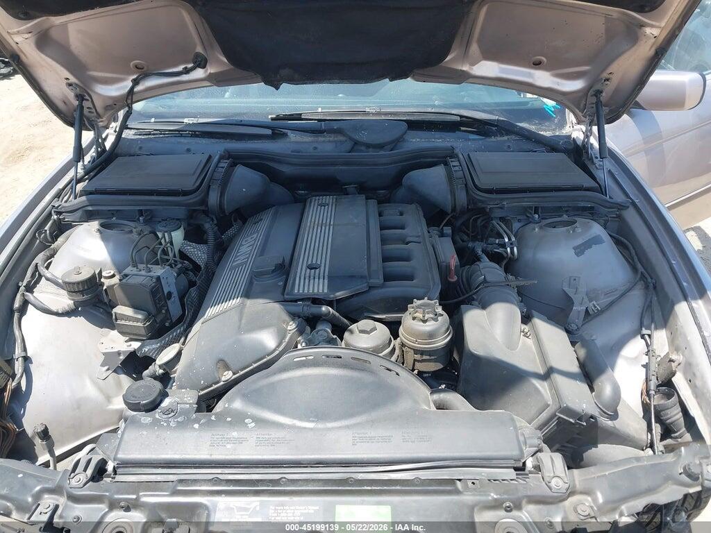 WBADM6349YGU16507 2000 BMW 528IA photo no. 10