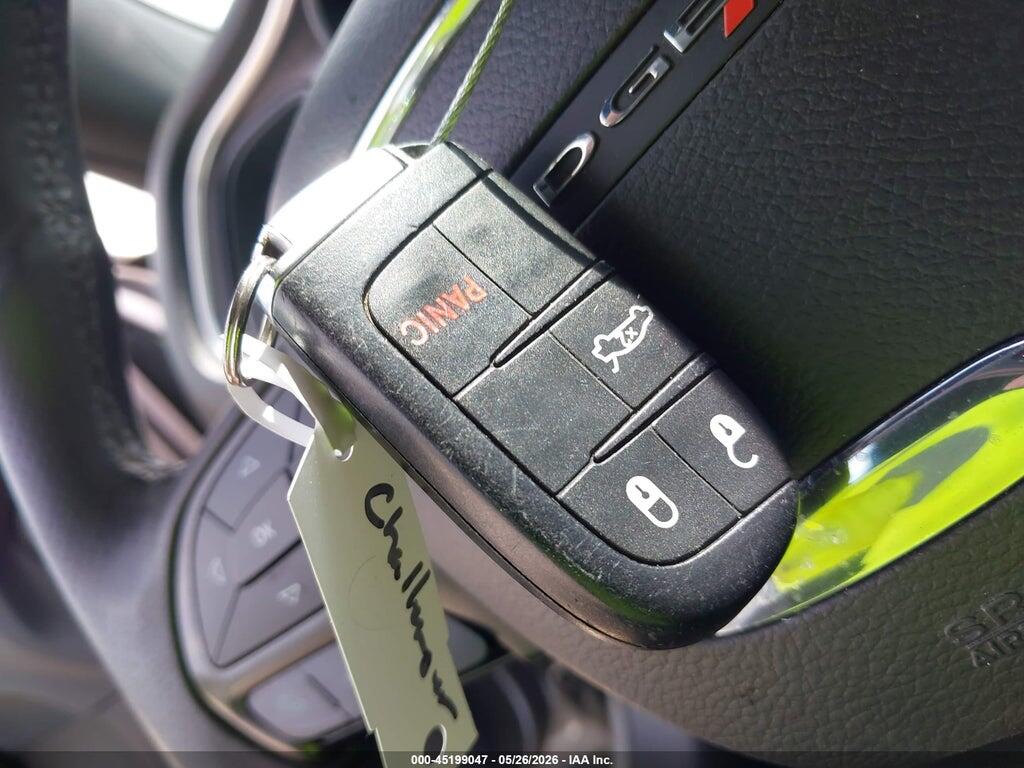 2C3CDZAG6GH202854 2016 DODGE CHALLENGER photo no. 11