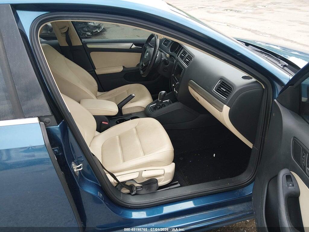 3VWDB7AJ1HM354692 2017 VOLKSWAGEN JETTA photo no. 5