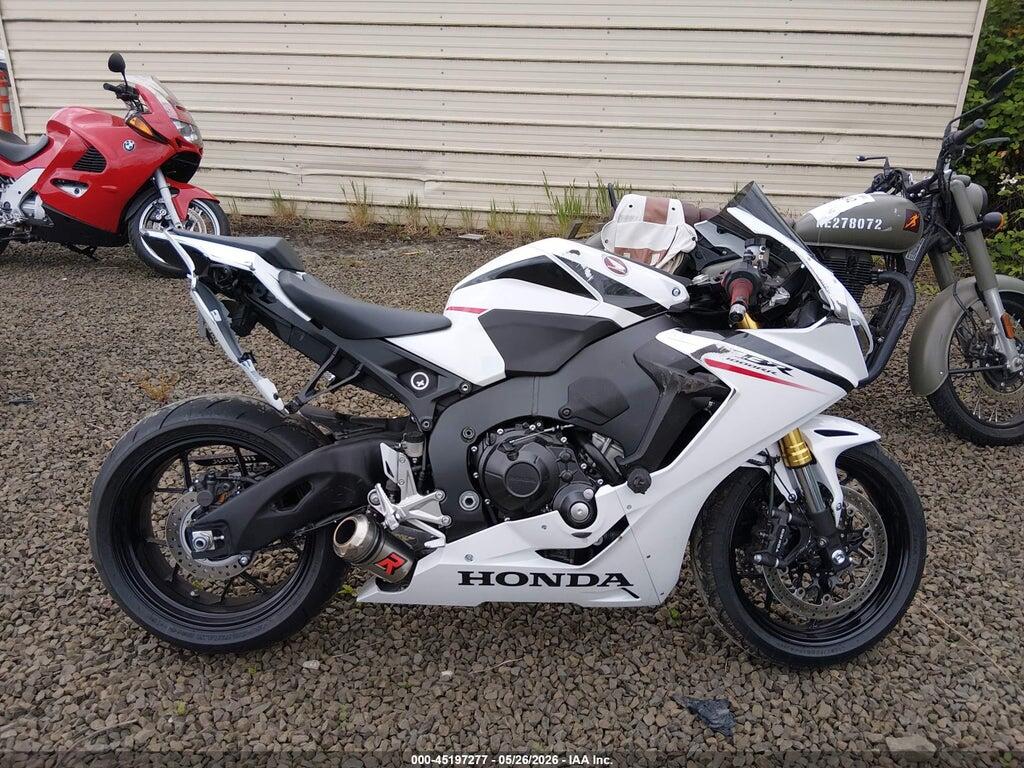 JH2SC7711TK900462 2026 HONDA CBR1000 photo no. 12