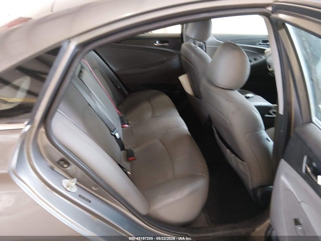 5NPEC4ACXBH214562 2011 HYUNDAI SONATA photo no. 8