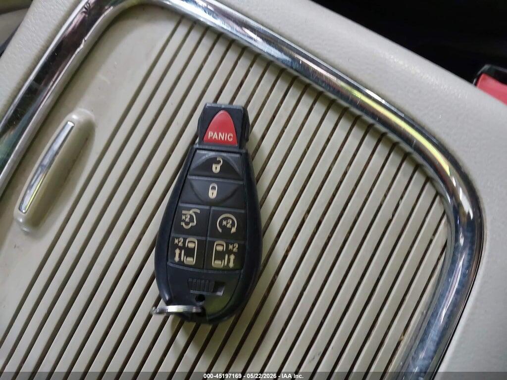 2C4RC1GG3CR134163 2012 CHRYSLER TOWN & COUNTRY photo no. 11
