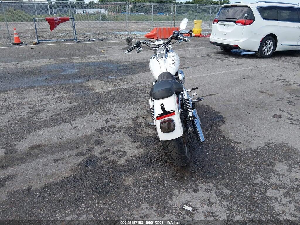 1HD1GN1346K328510 2006 HARLEY-DAVIDSON FXDLI photo no. 6