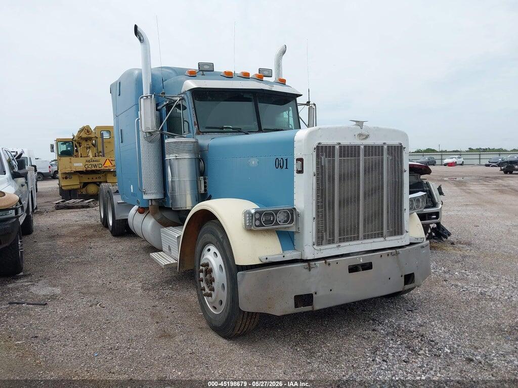 1XP5DB9X51D528390 2001 PETERBILT 379 photo no. 1