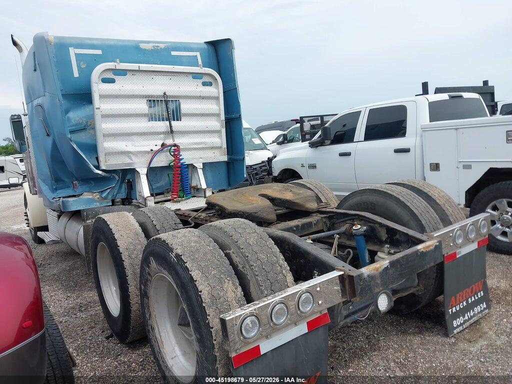 1XP5DB9X51D528390 2001 PETERBILT 379 photo no. 11