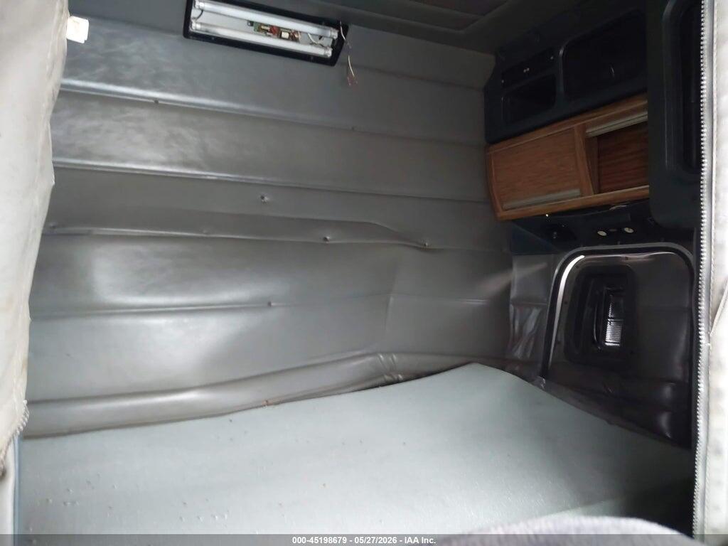 1XP5DB9X51D528390 2001 PETERBILT 379 photo no. 6