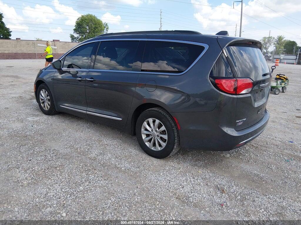2C4RC1BG5HR667663 2017 CHRYSLER PACIFICA photo no. 3