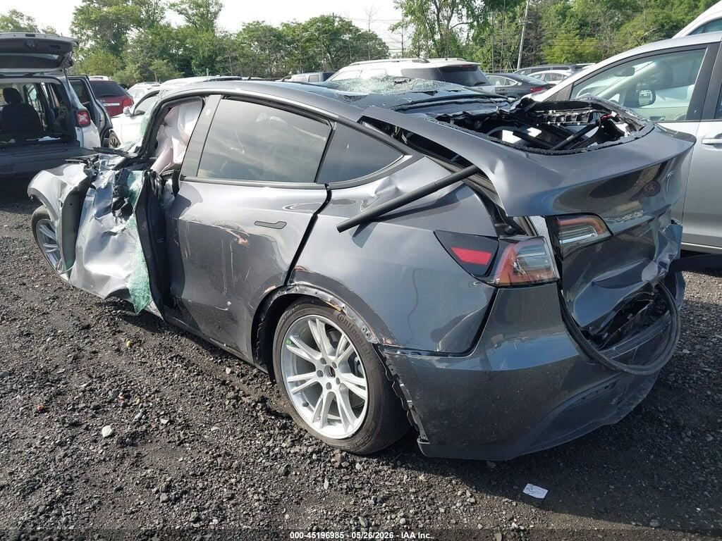 7SAYGDEE3NF427792 2022 TESLA MODEL Y photo no. 3