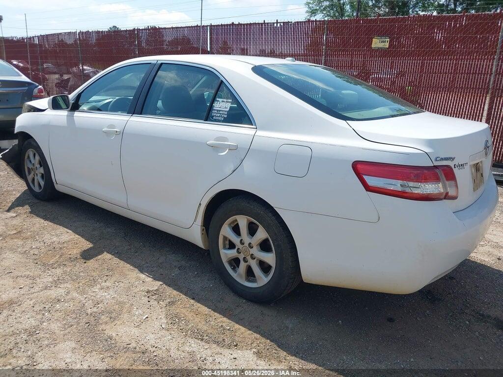4T1BF3EK5BU687101 2011 TOYOTA CAMRY photo no. 3