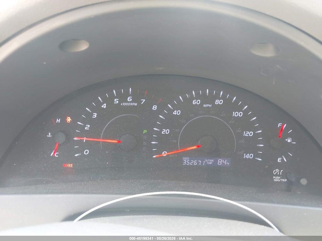 4T1BF3EK5BU687101 2011 TOYOTA CAMRY photo no. 7
