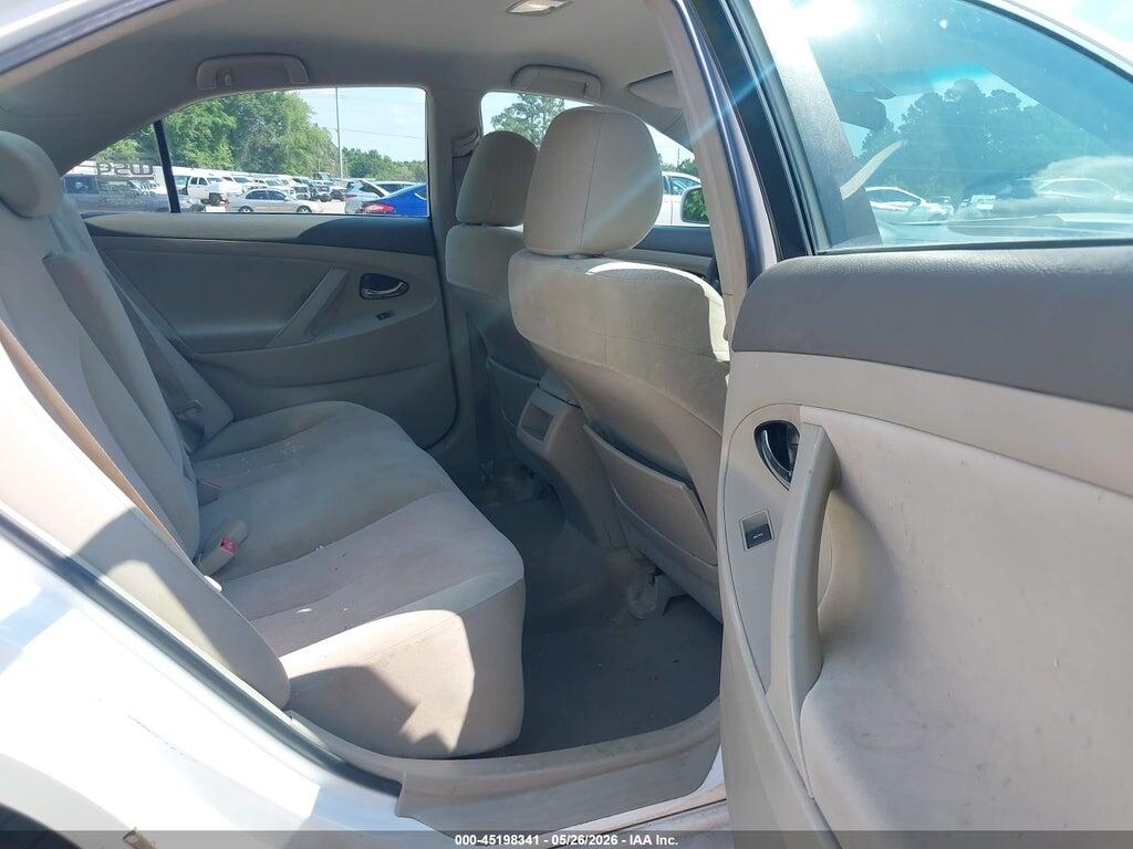 4T1BF3EK5BU687101 2011 TOYOTA CAMRY photo no. 8