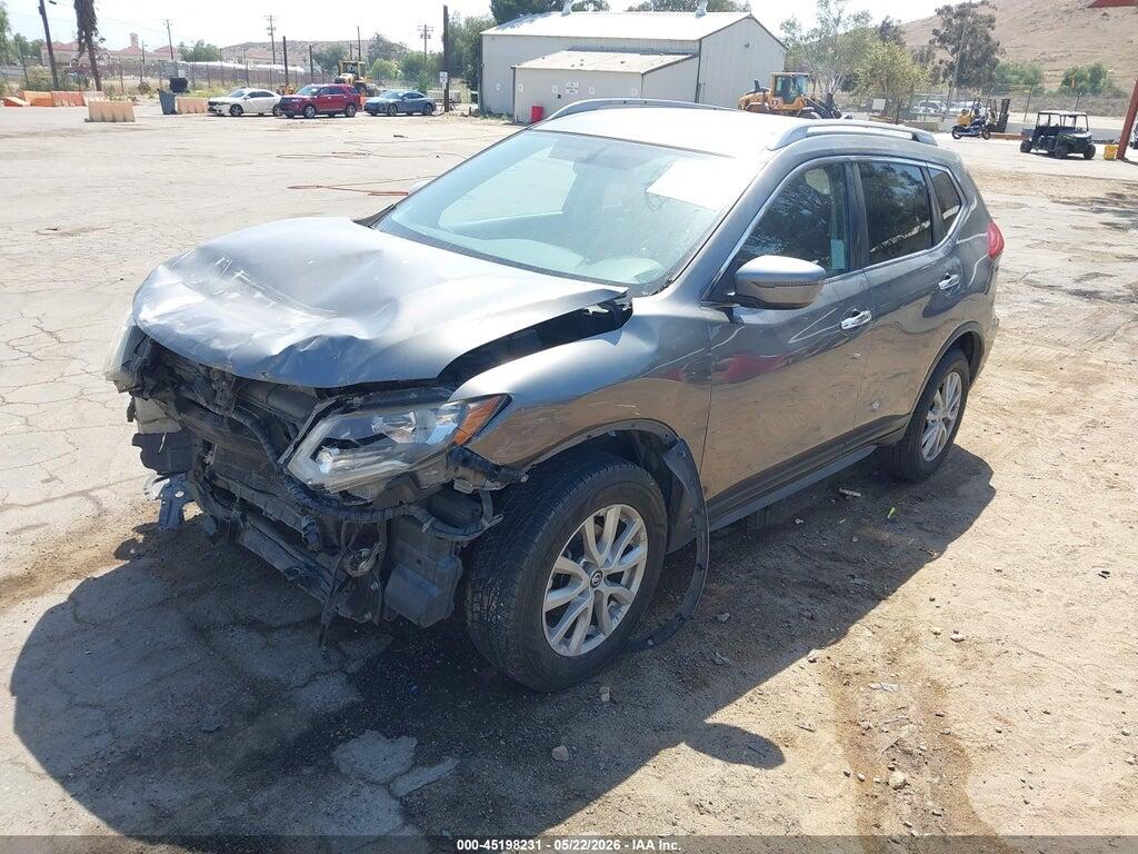 JN8AT2MV2HW023323 2017 NISSAN ROGUE photo no. 2