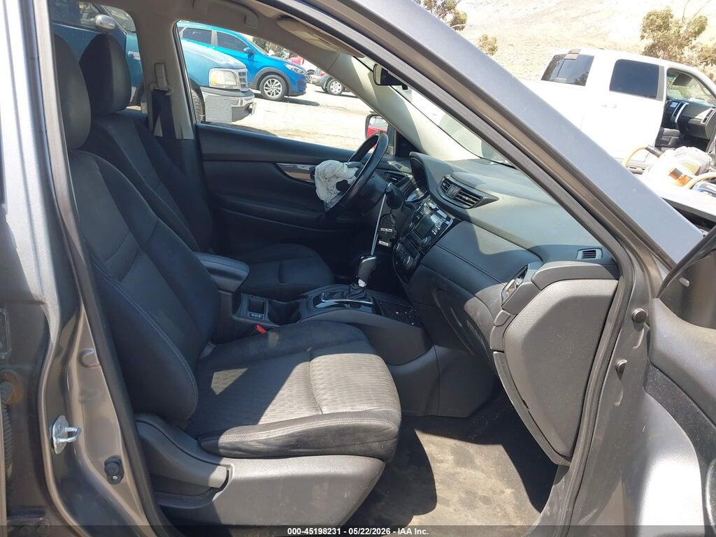 JN8AT2MV2HW023323 2017 NISSAN ROGUE photo no. 5