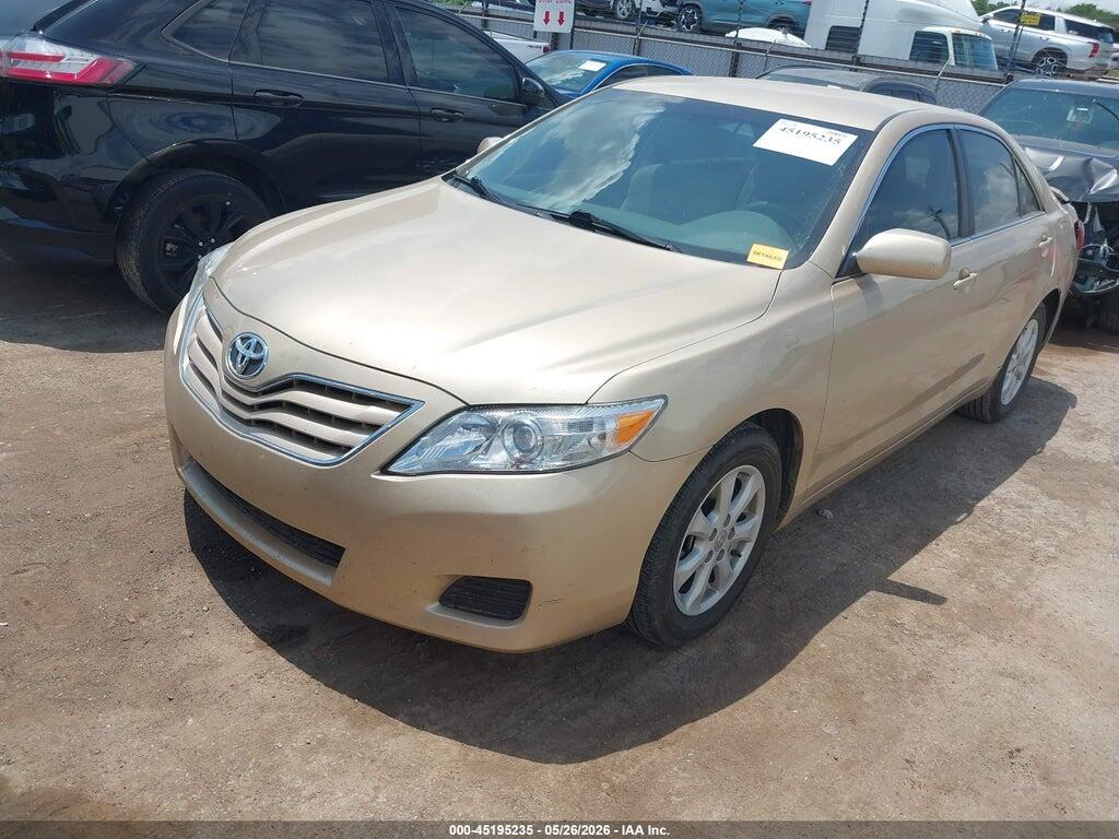 4T1BF3EK7BU211268 2011 TOYOTA CAMRY photo no. 2
