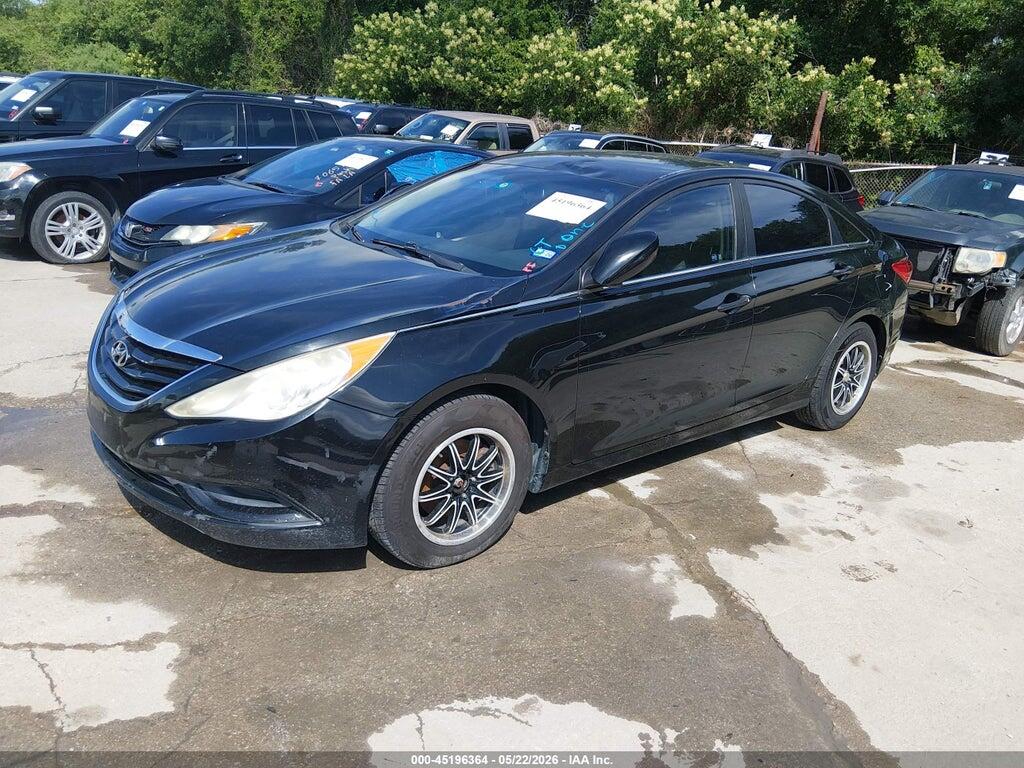 5NPEB4AC5DH761907 2013 HYUNDAI SONATA photo no. 2