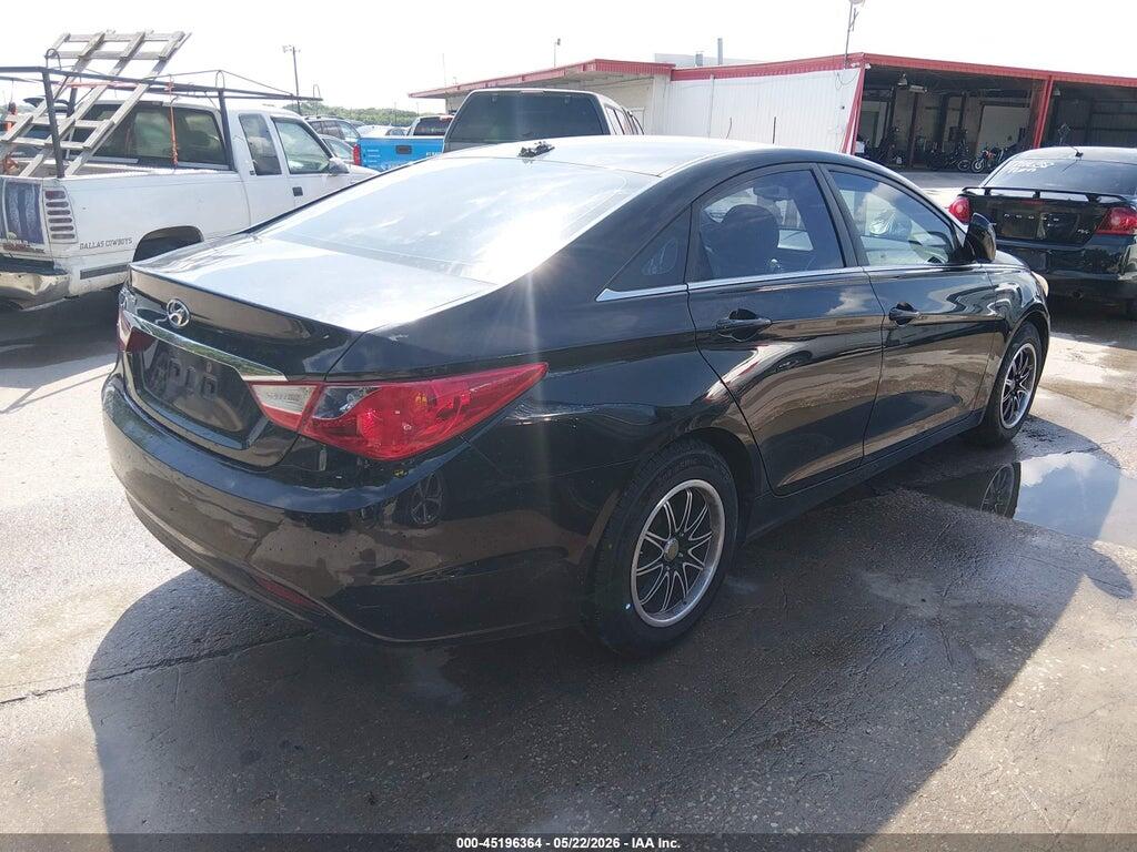 5NPEB4AC5DH761907 2013 HYUNDAI SONATA photo no. 4