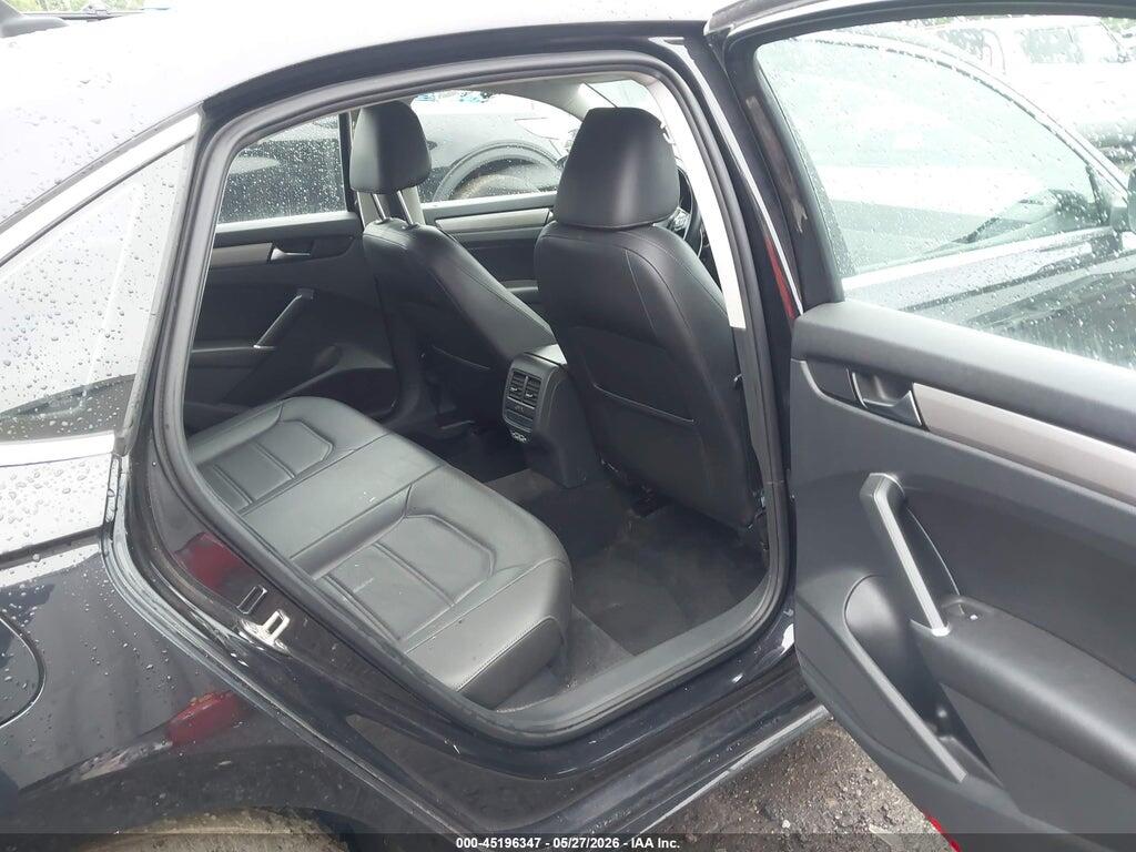 1VWSA7A32MC000431 2021 VOLKSWAGEN PASSAT photo no. 8