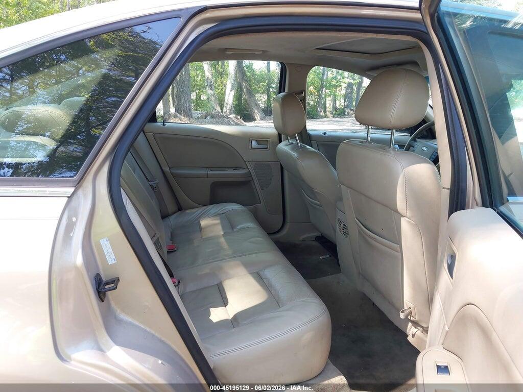 1FAFP25167G108830 2007 FORD FIVE HUNDRED photo no. 8