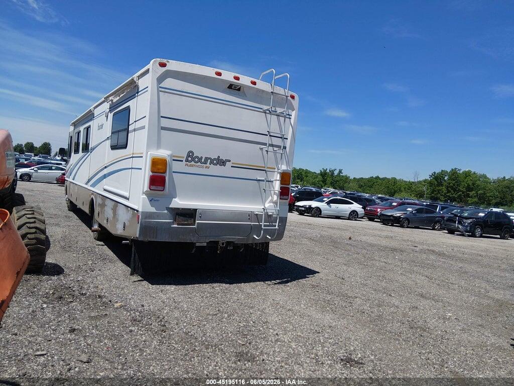 5B4MP67G243381198 2004 WORKHORSE CUSTOM CHASSIS MOTORHOME CHASSIS photo no. 3