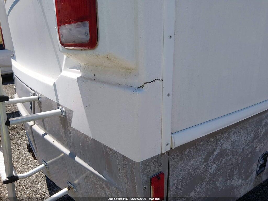 5B4MP67G243381198 2004 WORKHORSE CUSTOM CHASSIS MOTORHOME CHASSIS photo no. 6