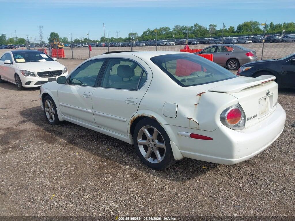 JN1DA31A33T437116 2003 NISSAN MAXIMA photo no. 3