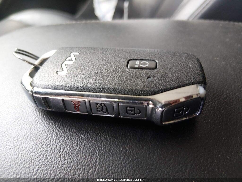 5XYRHDLF3NG108900 2022 KIA SORENTO photo no. 11