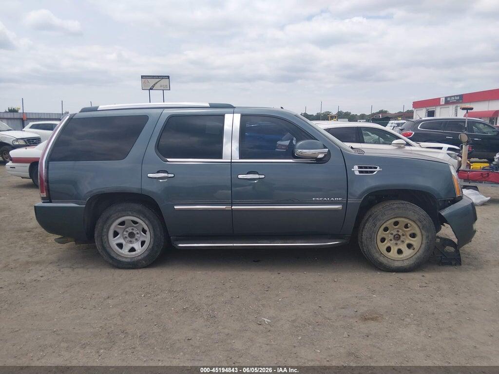 1GYUKAEF8AR175957 2010 CADILLAC ESCALADE photo no. 12