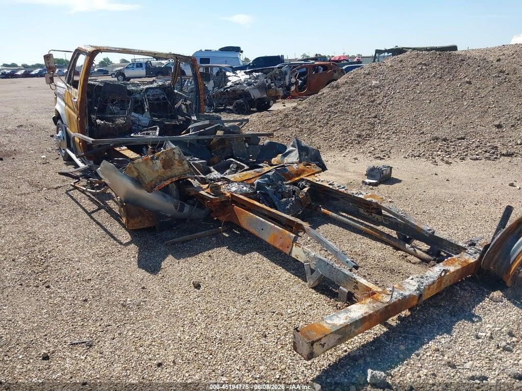 1FDKE30L7EHA42269 1984 FORD ECONOLINE photo no. 3