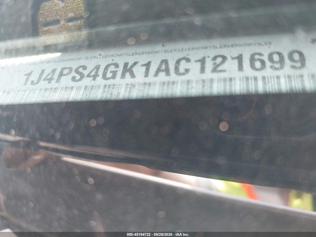 1J4PS4GK1AC121699 2010 JEEP GRAND CHEROKEE photo no. 9