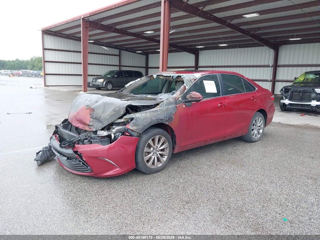 4T1BF1FK7HU665547 2017 TOYOTA CAMRY photo no. 2