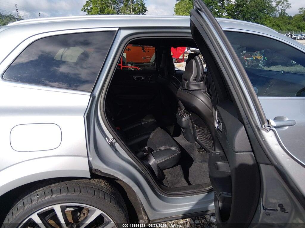 YV4A22RL8J1042402 2018 VOLVO XC60 photo no. 8