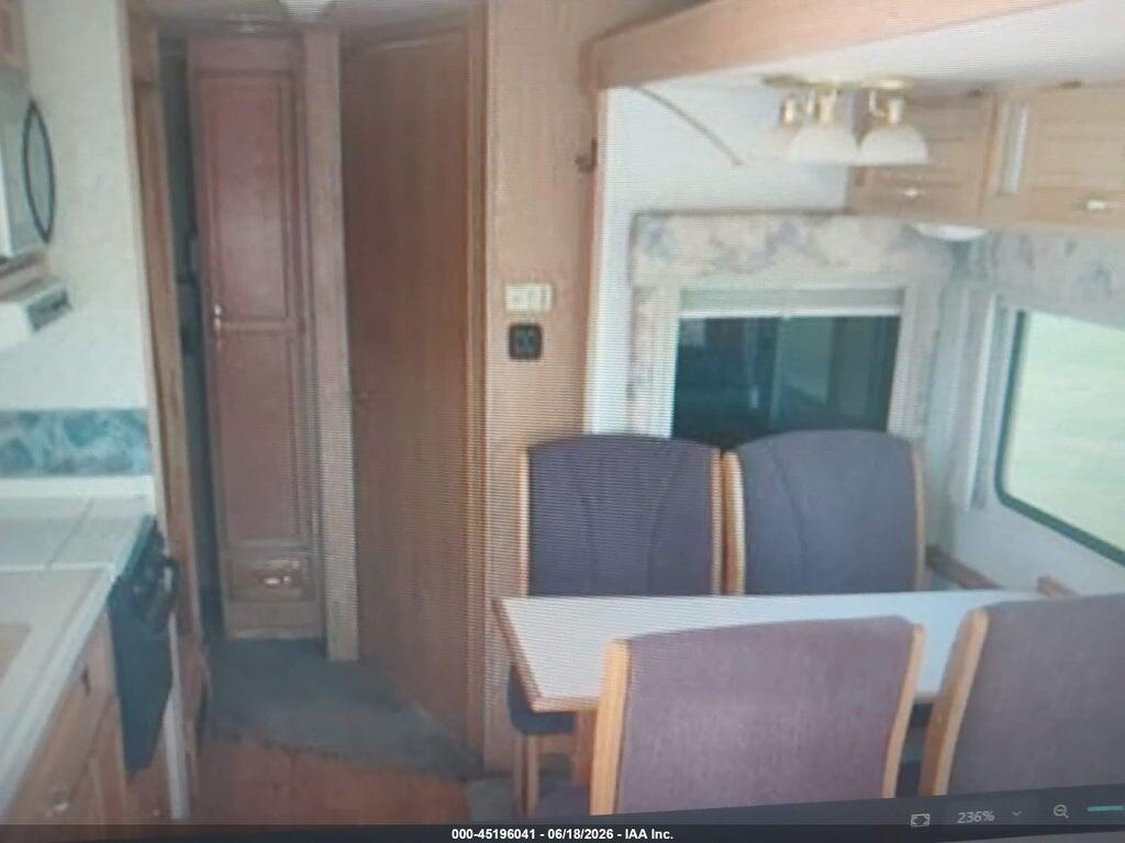 3FCNF53S1XJA24928 1999 FORD F550 photo no. 8