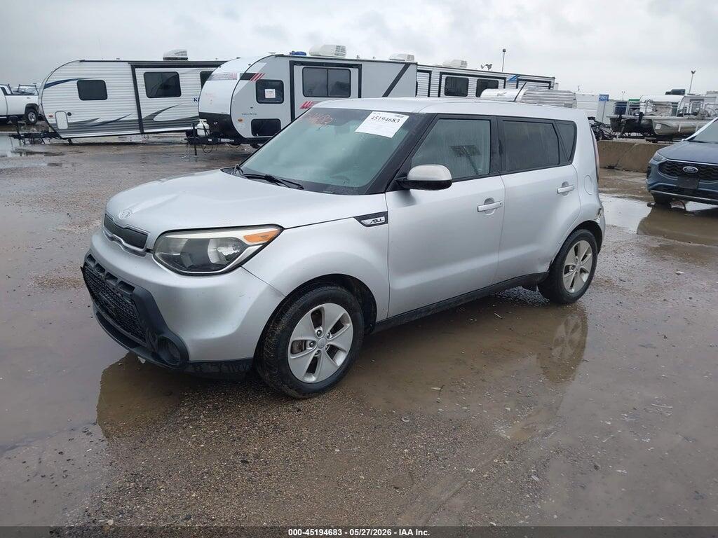 KNDJN2A23F7786801 2015 KIA SOUL photo no. 2