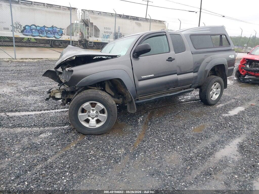 5TFUX4EN9DX016820 2013 TOYOTA TACOMA photo no. 2