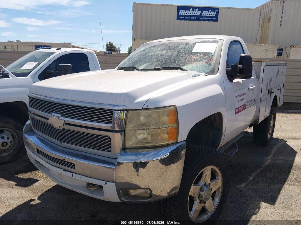 1GB3KVBK9AF157709 2010 CHEVROLET SILVERADO 2500HD photo no. 2