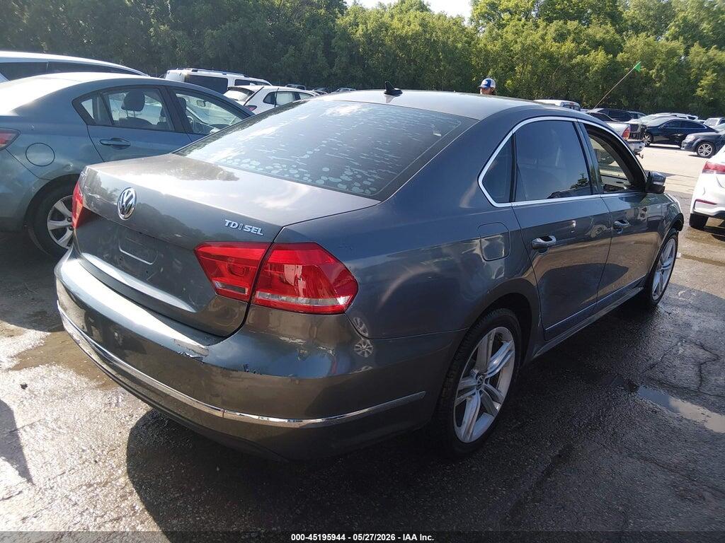 1VWCV7A34FC055166 2015 VOLKSWAGEN PASSAT photo no. 4