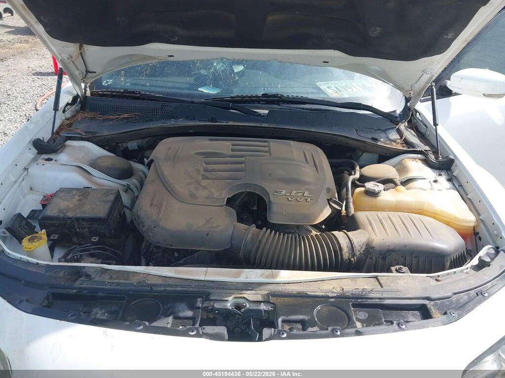 2C3CCABG3KH604925 2019 CHRYSLER 300 photo no. 10