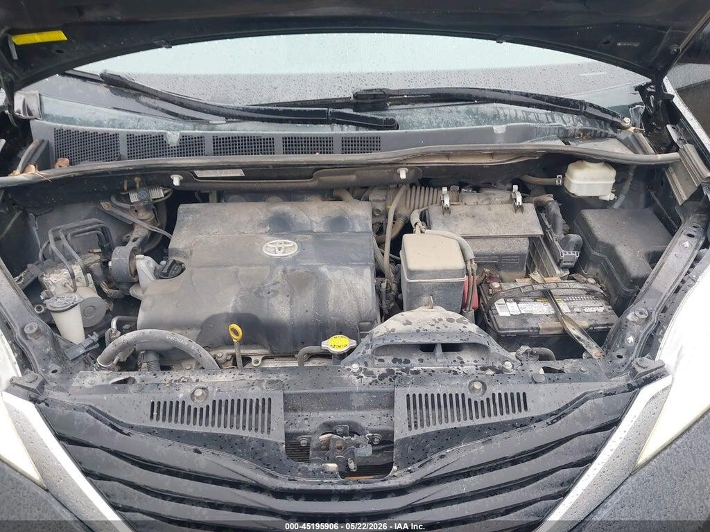 5TDKK3DC4CS183493 2012 TOYOTA SIENNA photo no. 10