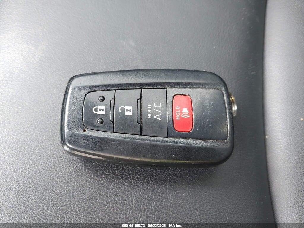 JTDKAMFP9M3190466 2021 TOYOTA PRIUS PRIME photo no. 11