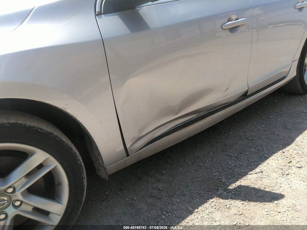 YV1612FS5E2277180 2014 VOLVO S60 photo no. 6