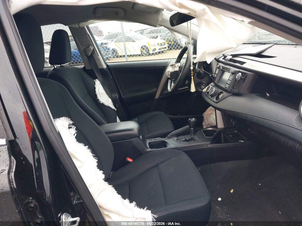 2T3BFREV6HW579020 2017 TOYOTA RAV4 photo no. 5