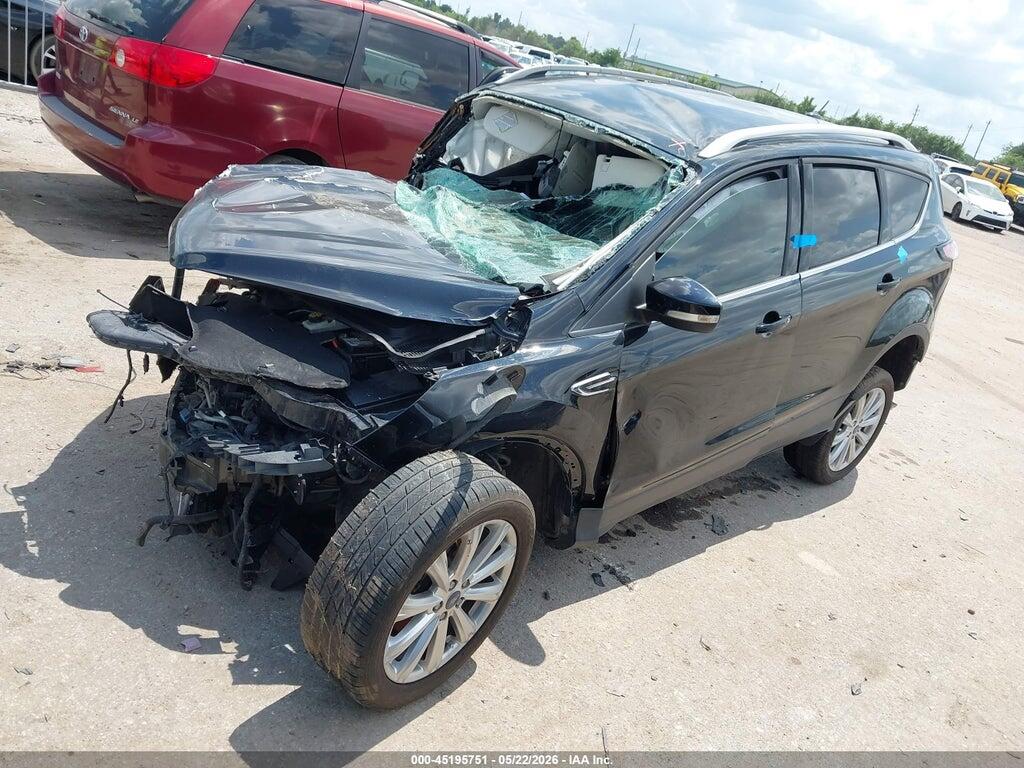 1FMCU0JD8HUC95240 2017 FORD ESCAPE photo no. 2