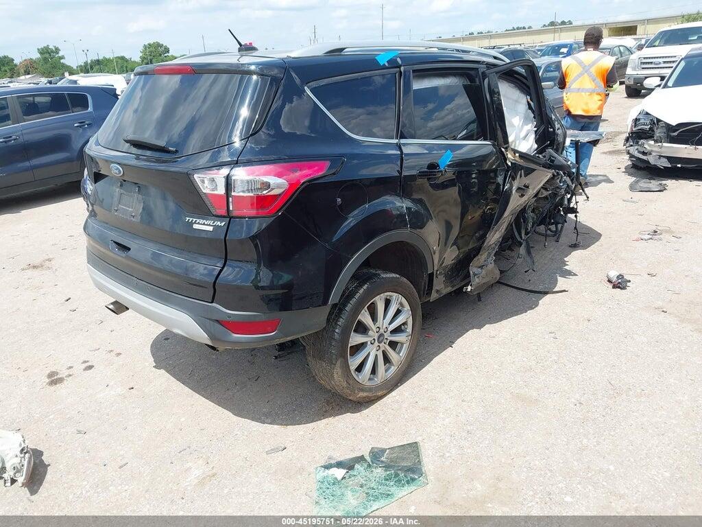 1FMCU0JD8HUC95240 2017 FORD ESCAPE photo no. 4